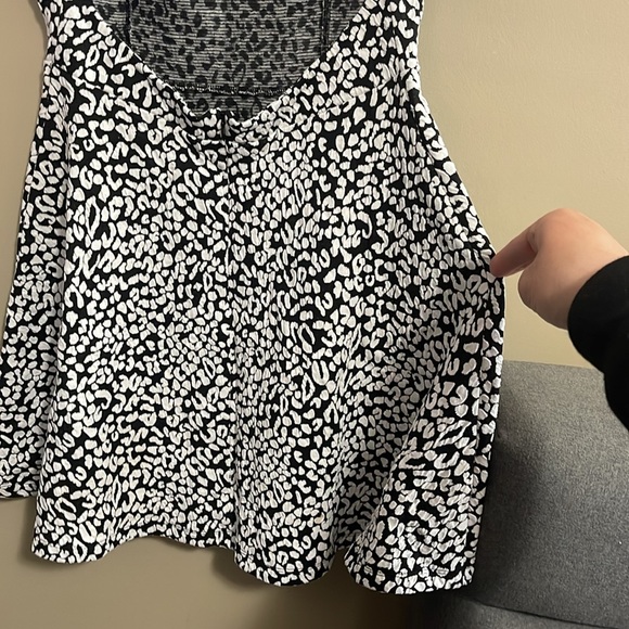 Guess dress - Picture 4 of 6